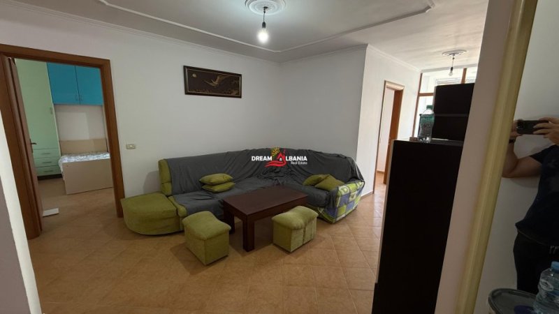 Tirane, shitet apartament 2+1+Ballkon Kati 7, 96 m² 130.000 € (Ne Yzberisht, prane Nela 6)