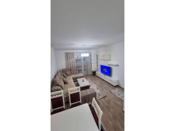 Stadiumi "Niko Dovana", shitet apartament 2+1+Ballkon Kati 6, 72 m² 120.000 € (Durres)