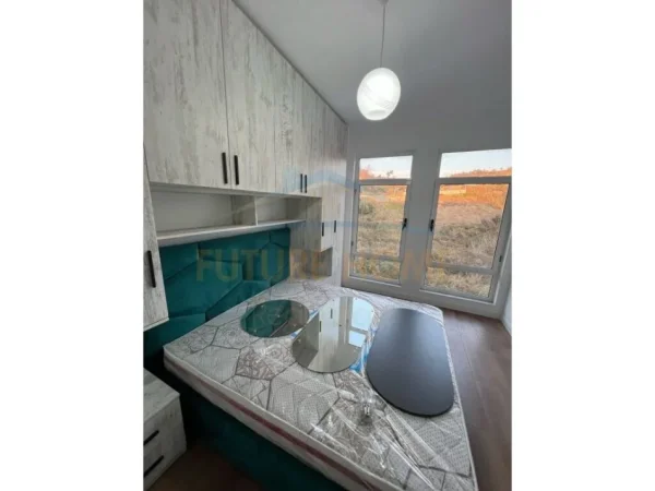 Shkembi Kavajes, shitet apartament 1+1+Ballkon Kati 6, 61 m² 73.000 € (Durres)