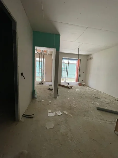 Tirane, shitet apartament 1+1 Kati 2, 51 m² 163.080 € (KOMUNA PARISIT)