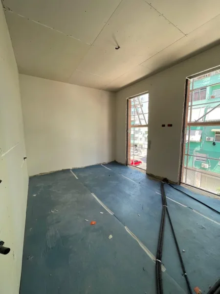 Tirane, shitet apartament 1+1 , 72 m² 193.860 € 