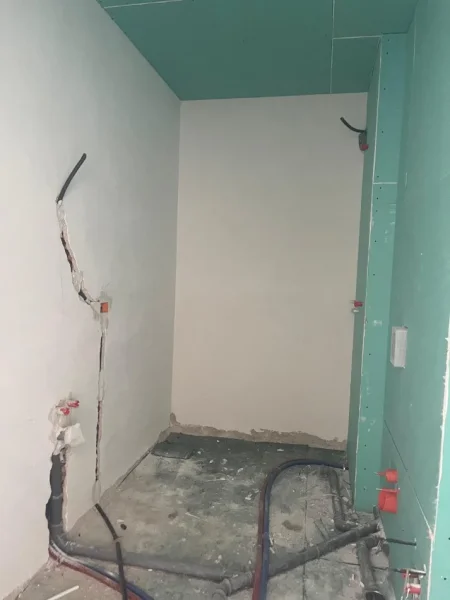 Tirane, shitet apartament 1+1 , 72 m² 193.860 € 