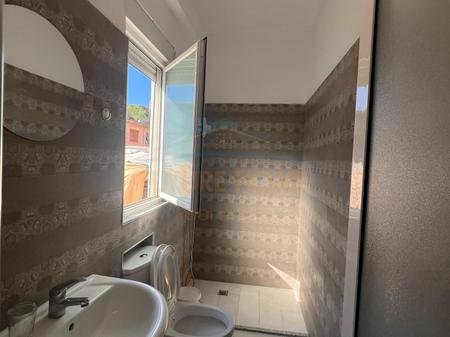Tirane, jepet me qera apartament 2+1 Kati 4, 100 m² 400 € 
