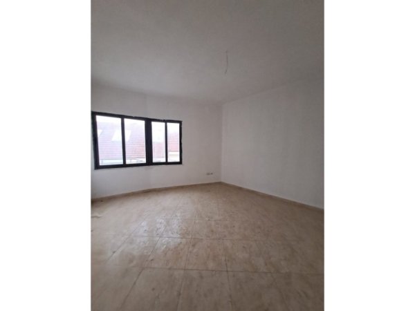 Tirane, shitet apartament 2+1+Aneks+Ballkon Kati 5, 113 m² 90.300 € (rruga e thesarit)