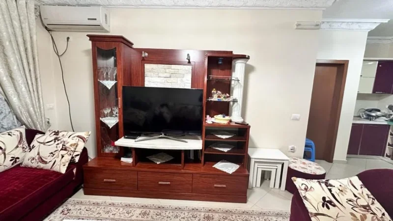 Tirane, jepet me qera apartament 2+1 Kati 5, 110 m² 500 € (Perballe Concept Home)