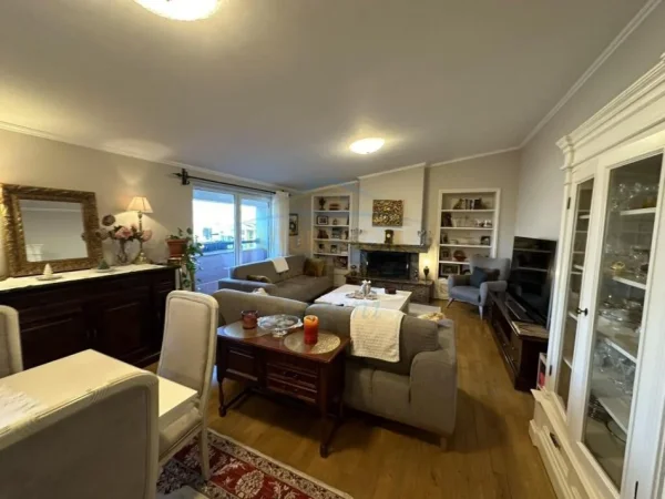 Tirane, shitet apartament+verande | Penthouse 3+1+Ballkon Kati 5, 231 m² 500.000 € 