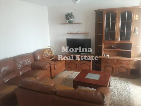 Tirane, jepet me qera apartament 2+1 Kati 5, 80 m² 500 € (Brryli)