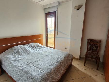 Tirane, jepet me qera apartament 1+1 Kati 6, 60 m² 500 € 