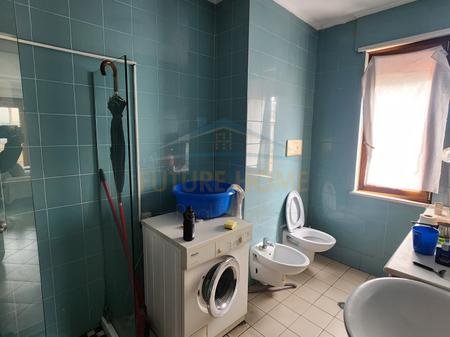 Tirane, jepet me qera apartament 1+1 Kati 6, 60 m² 500 € 