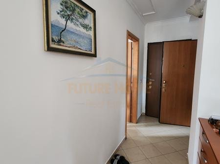 Tirane, jepet me qera apartament 1+1 Kati 6, 60 m² 500 € 