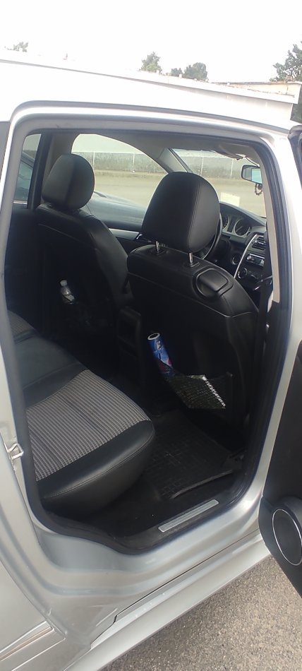Tirane, shes makine Bclass Benzin+Gaz, automatik Kondicioner 300 km 3.500 €