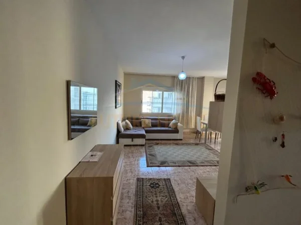 Golem, shitet apartament 1+1+Ballkon Kati 5, 75 m² 85.000 € (Mali i Robit, Golem)