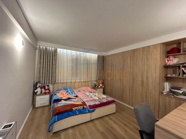 Durres, shitet , 275 m² 300.000 € (Ish Keneta, Durres)
