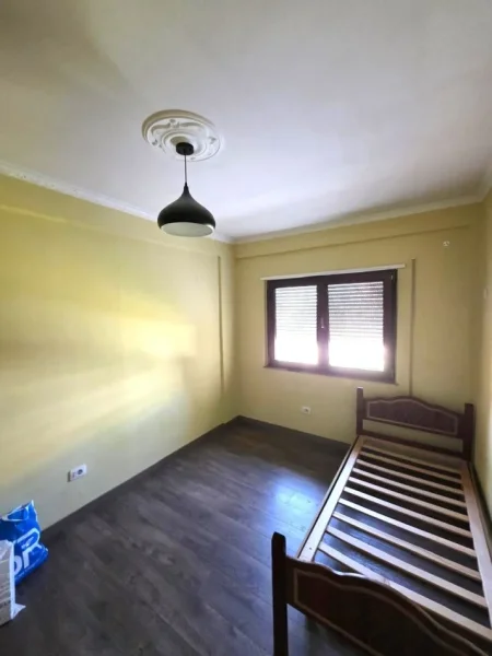 Tirane, SHITET SUPER APARTAMENT 3+1 PRANË KOPSHTIT BOTANIK, TIRANË Kati 2, 124 m² 245.000 € ( SHITET SUPER APARTAMENT 3+1 PRANË KOPSHTIT BOTANIK, TIRANË)