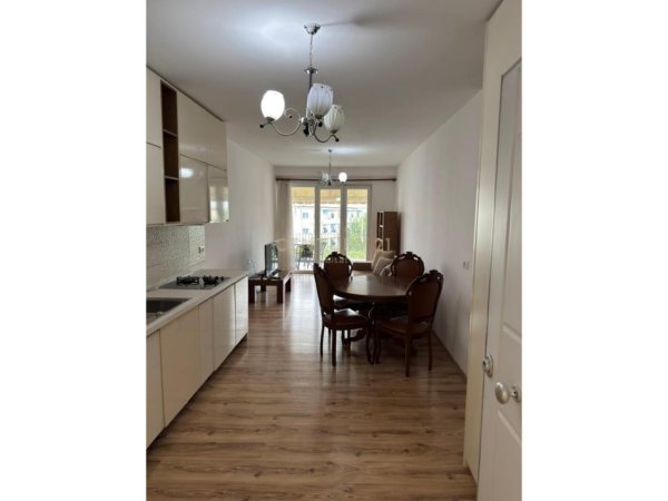 Tirane, jepet me qera apartament 2+1 Kati 3, 84 m² 500 € 