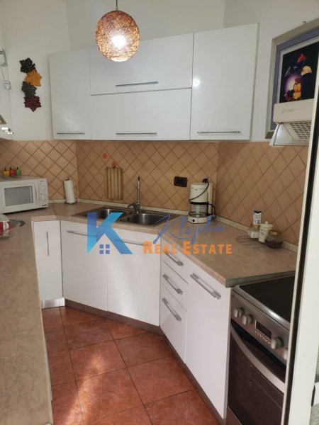 Tirane, jap me qera apartament 2+1+Aneks+Ballkon Kati 9, 105 m² 650€ (Komuna e Parisit, afer Pasticeri Nefeli)