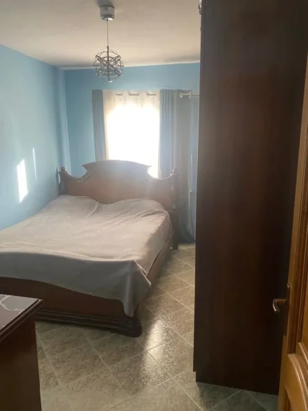 Tirane, shes apartament 2+1 Kati 4, 65 m² 131.600 € (ali demi)