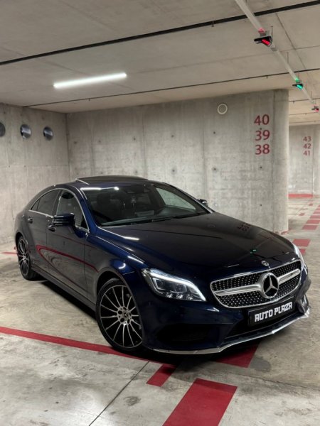 Tirane, shes makine Mercedes CLS Amg 4 matic Nafte, blu e errët automatik 150 km 20.500 €