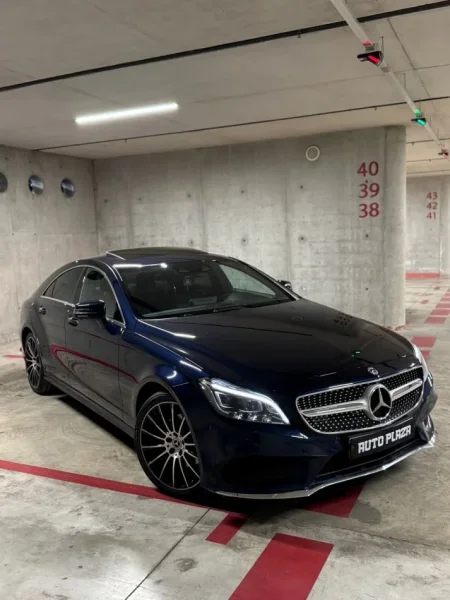 Tirane, shes makine Mercedes CLS Amg 4 matic Nafte, blu e errët automatik 150 km 20.500 €