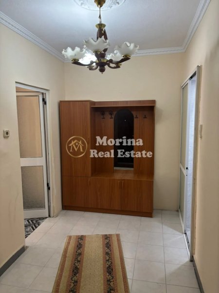 Tirane, jepet me qera apartament 1+1 Kati 3, 60 m² 400 € (Parku i Autobuzave)