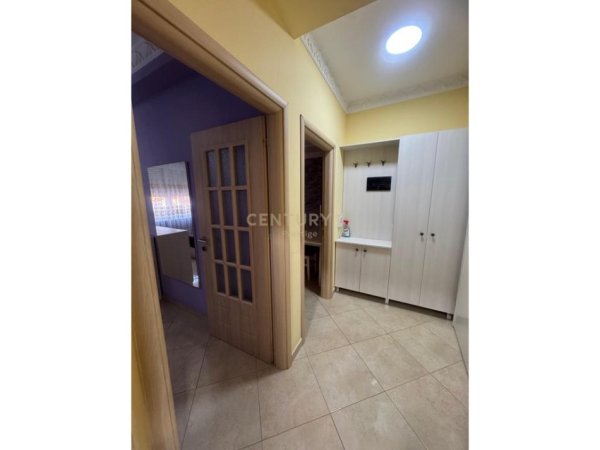 Tirane, jepet me qera apartament 1+1 Kati 6, 61 m² 450 € (Rruga Fuat Toptani)
