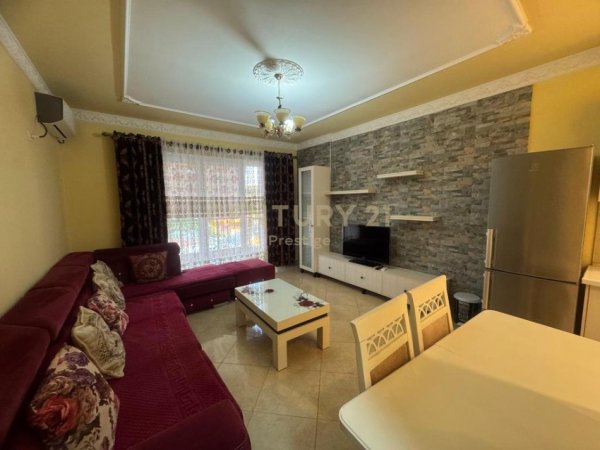 Tirane, jepet me qera apartament 1+1 Kati 6, 61 m² 450 € (Rruga Fuat Toptani)