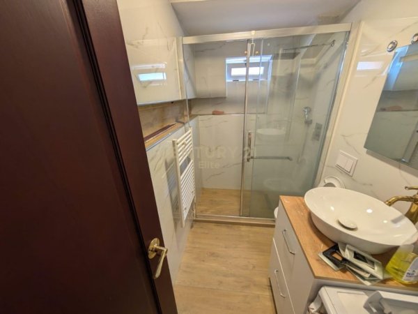 Tirane, jepet me qera apartament 1+1 Kati 2, 48 m² 650 € (Rruga Nikolla Tupe)
