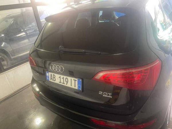 Tirane, shes makine Audi Audi Q5 Viti 2012, 12.500 Euro