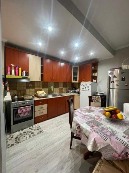 Tirane, shitet apartament 2+1+BLK Kati 1, 112 m² 110.000 Euro (Astir)