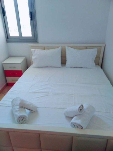 Vlore, jepet me qera apartament ne plazh Kati 8, 54 m² 50 Euro (Pelivan Leskaj)