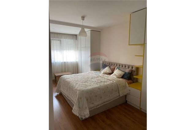 Tirane, shitet apartament 2+1 Kati 5, 89 m² 147.000 Euro (Rruga e Kavajes)