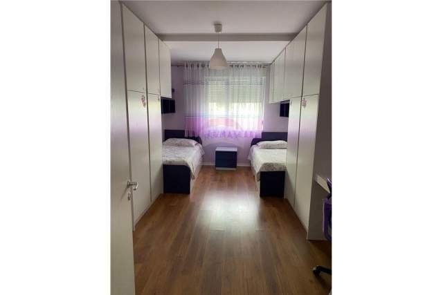 Tirane, shitet apartament 2+1 Kati 5, 89 m² 147.000 Euro (Rruga e Kavajes)