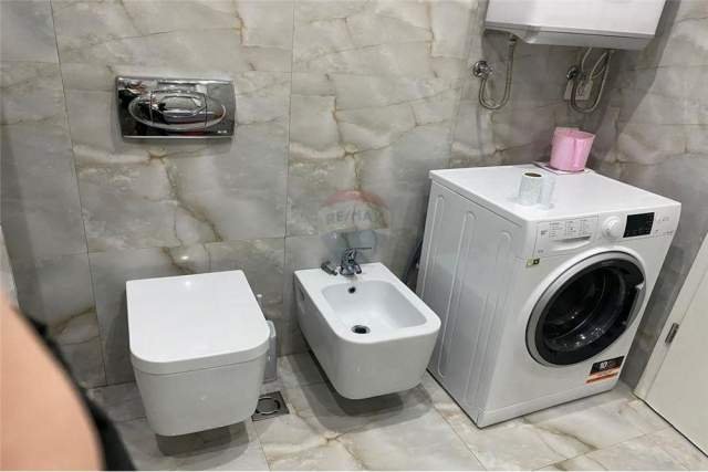 Tirane, shitet apartament 2+1 Kati 5, 89 m² 147.000 Euro (Rruga e Kavajes)