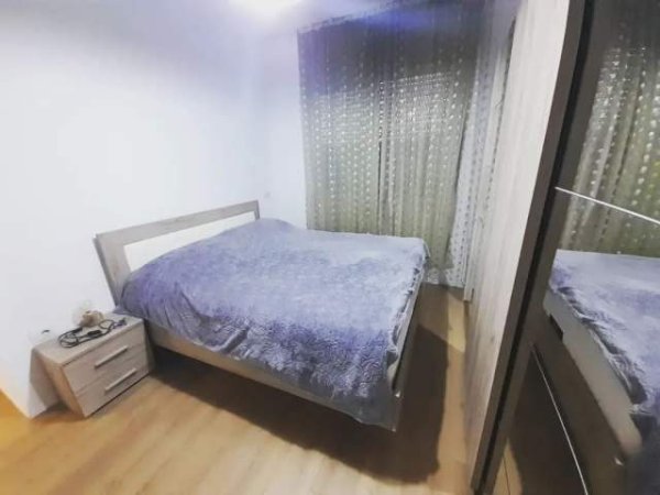 Tirane, shitet apartament Kati 8, 65 m² 99.000 Euro (Dritan Hoxha)