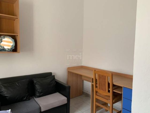 Tirane, jepet me qera apartament 3+1+BLK 126 m² 400 Euro (Zoja e Keshillit te Mire)