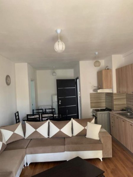 Tirane, jepet me qera apartament 1+1+BLK Kati 4, 70 m² 40.000 Leke (rruga Egnatia)