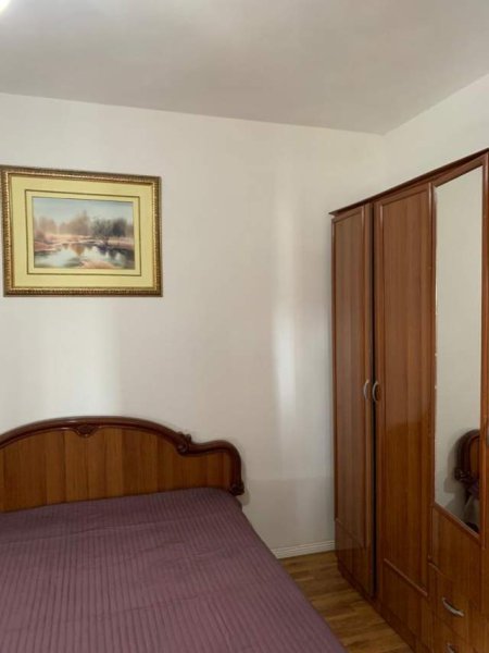 Tirane, jepet me qera apartament 1+1+BLK Kati 4, 70 m² 40.000 Leke (rruga Egnatia)