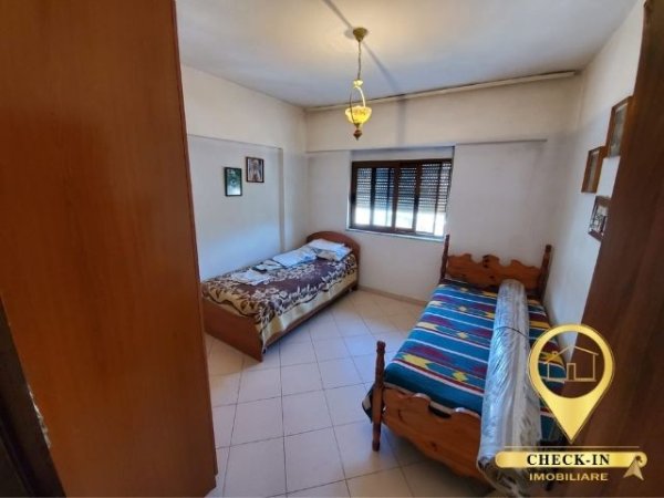 Tirane, jepet me qera apartament 2+1+A+BLK Kati 9, 85 m² 490 Euro (Komuna e Parisit)