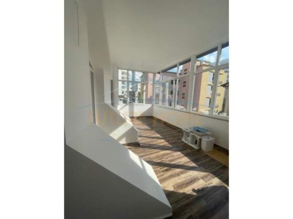 Tirane, shitet apartament 2+1 Kati 5, 107 m² 85.000 Euro (OPP+31347)
