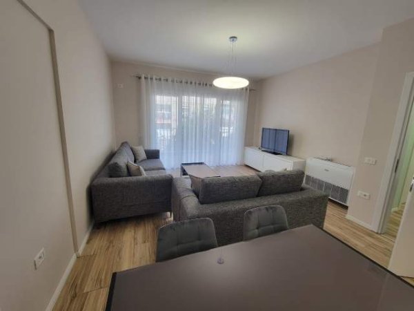 Tirane, jepet me qera apartament 2+1+A+BLK Kati 2, 110 m² 500 Euro (Ali Demi)