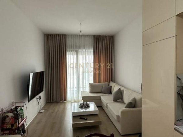 Tirane, shitet apartament 1+1+BLK Kati 8, 57 m² 105.000 Euro (Kompleksi Magnet)