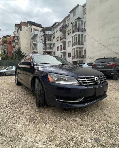 Tirane, shitet makine Volkswagen Passat Viti 2012, 9.000 Euro