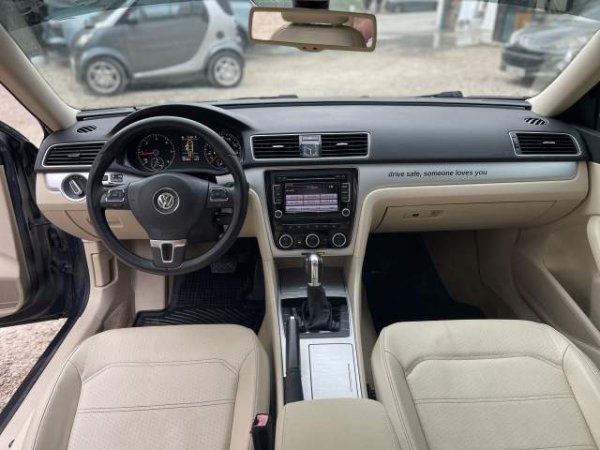 Tirane, shitet makine Volkswagen Passat Viti 2012, 9.000 Euro