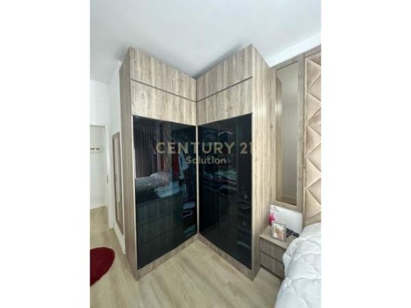 Tirane, shitet apartament 1+1+BLK Kati 8, 57 m² 105.000 Euro (Kompleksi Magnet)