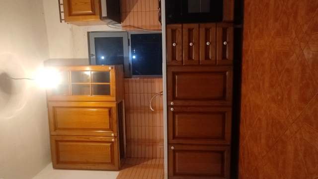 Tirane, jap me qera shtepi 1+1 Kati 1, 70 m² 20.000 Leke (Rruga Abdyl Matoshi)