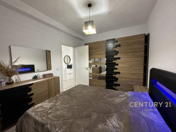 Tirane, jepet me qera apartament 2+1 Kati 2, 70 m² 600 Euro