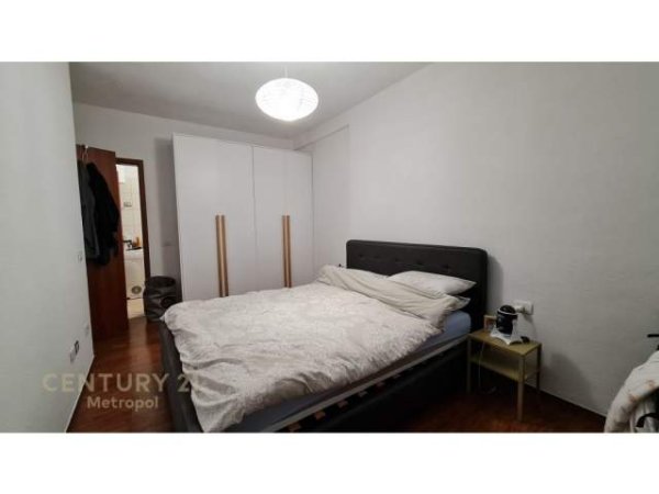Tirane, shitet apartament 2+1 Kati 8, 138 m² 85.000 Euro (Yzberisht)