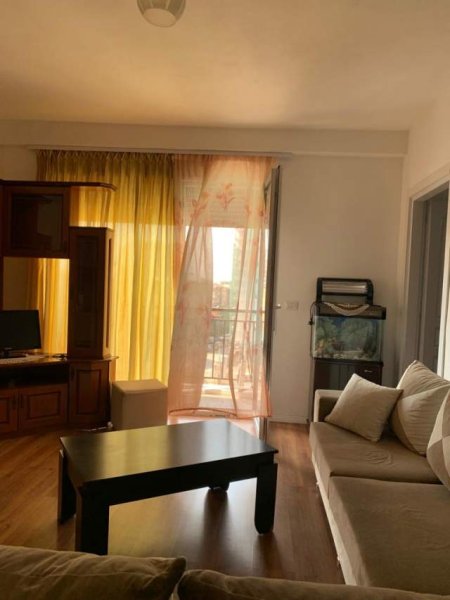 Tirane, jepet me qera apartament 1+1+BLK Kati 4, 70 m² 40.000 Leke (rruga Egnatia)
