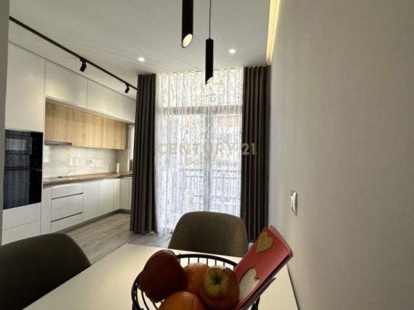 Tirane, shitet apartament 2+1+BLK Kati 5, 110 m² 135.000 Euro (ASTIR)
