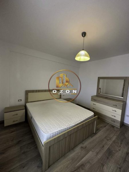 Tirane, jepet me qera apartament 2+1+A+BLK Kati 2, 96 m² 400 Euro (Kopshti Botanik)